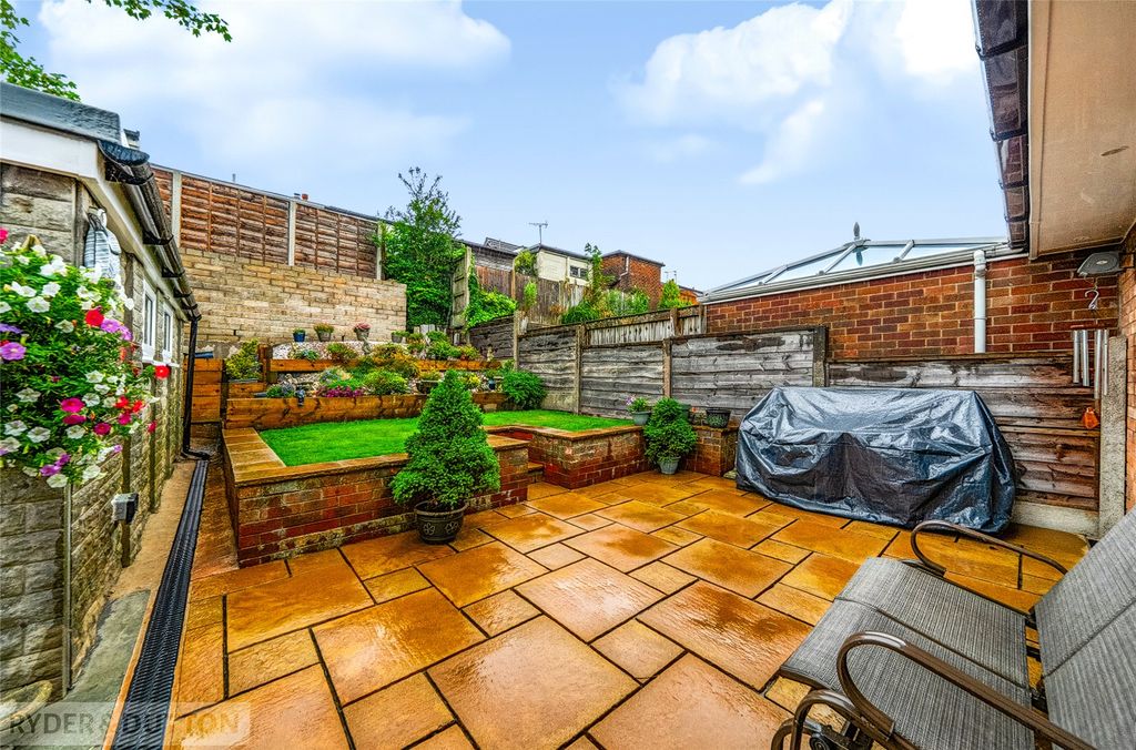 Property photo 2 of 17 Picture No. 45