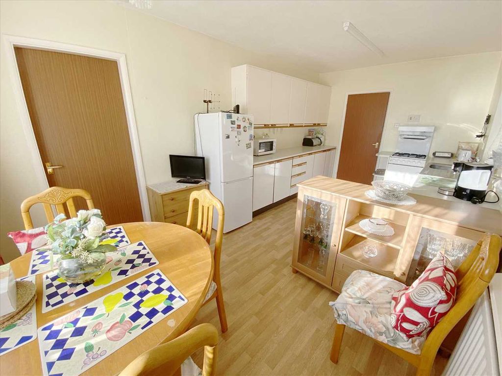 Property photo 3 of 11 Further Aspect: