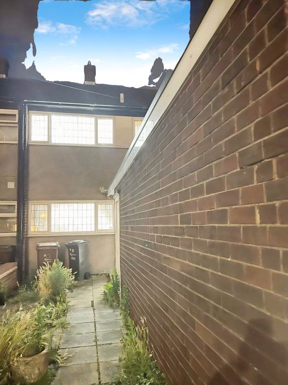 Property photo 1 of 8 9852E4E8-86 20 286 29.Jpeg