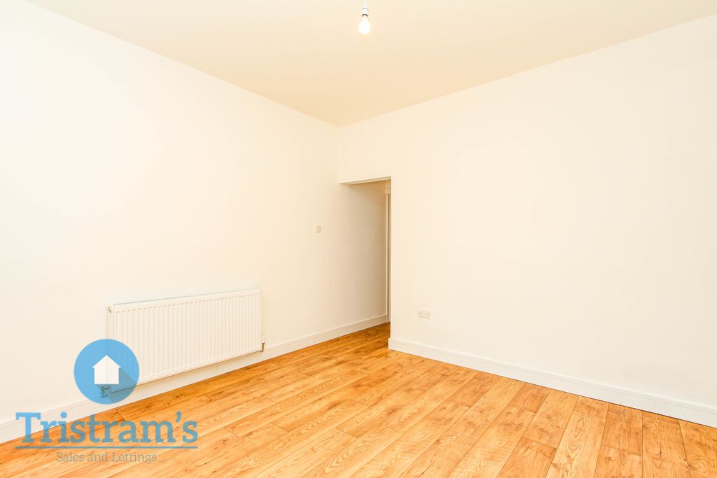 Property photo 3 of 21 Img_7823