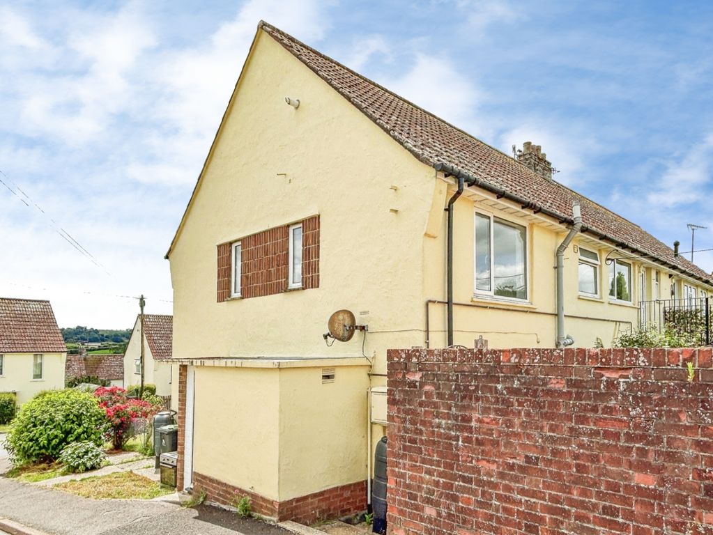 Property photo 1 of 12 Outside