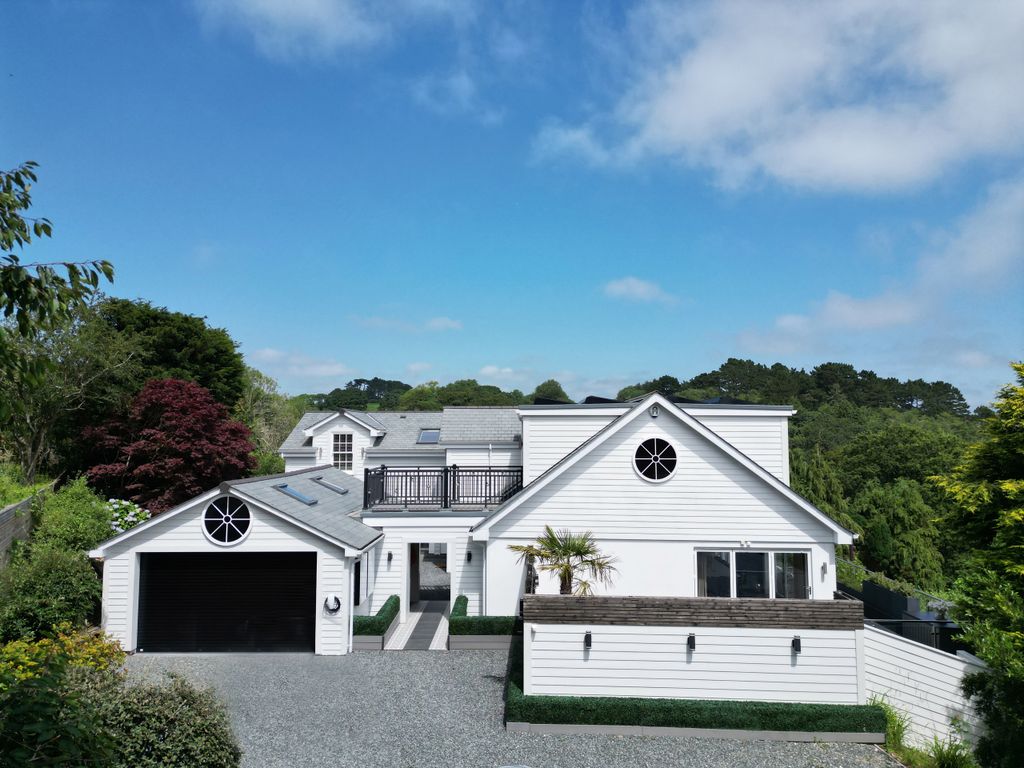 Property photo 3 of 21 Photo 3