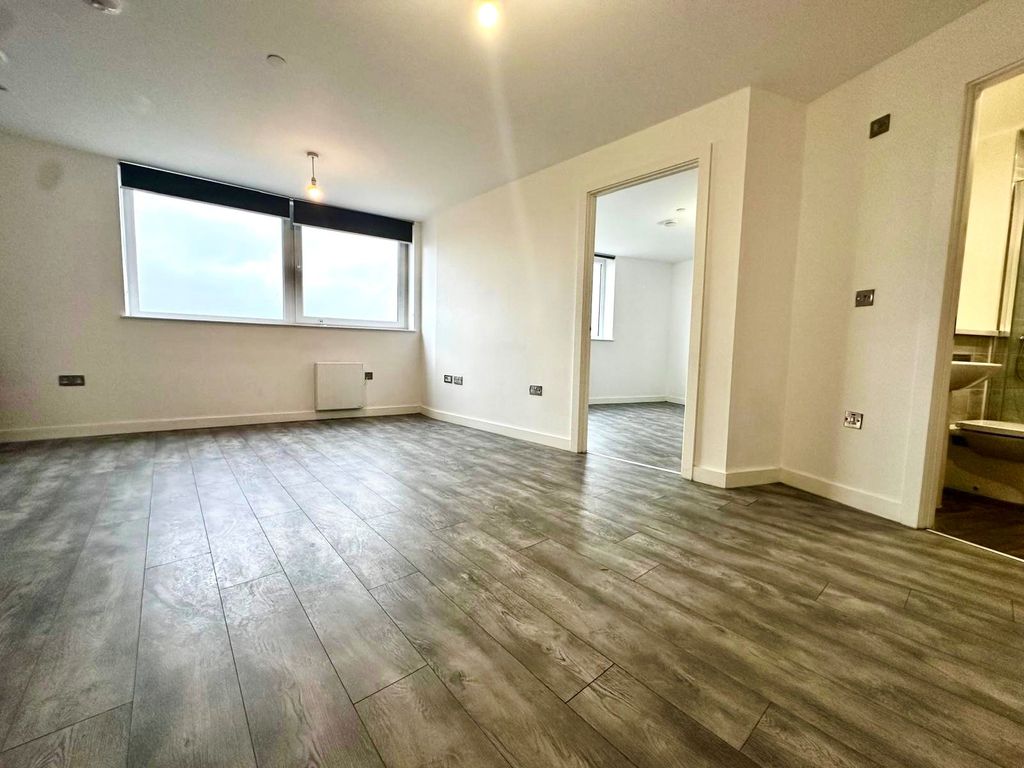 Property photo 2 of 4