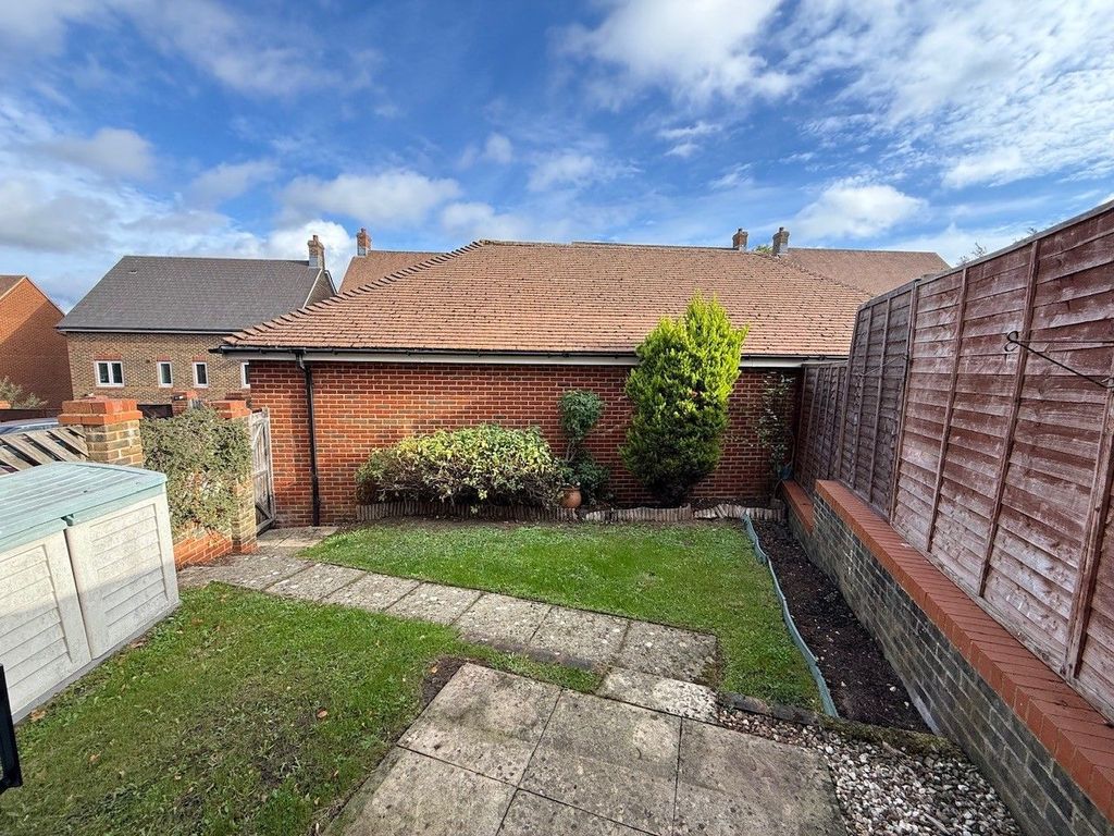Property photo 2 of 3