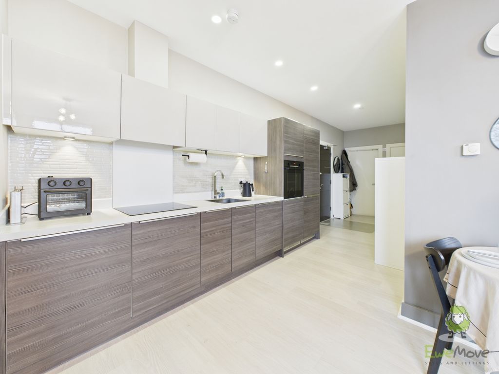 Additional image 7 of 2 bed flat for saleGreenleigh Court, Dawsons Square, Pudsey LS28