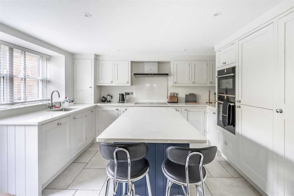 Additional image 6 of 2 bed town house to rentMount Vale, York YO24