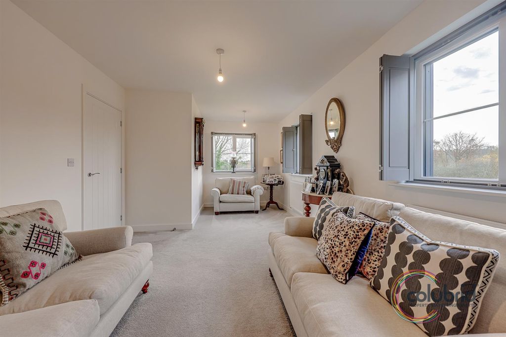 Property photo 3 of 25 0G1A8928-0G1A8932.Jpg