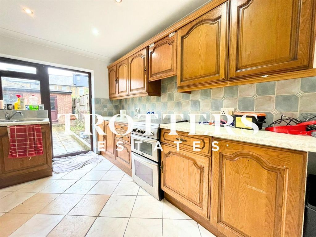 Property photo 3 of 19 Untitled Design.Jpg