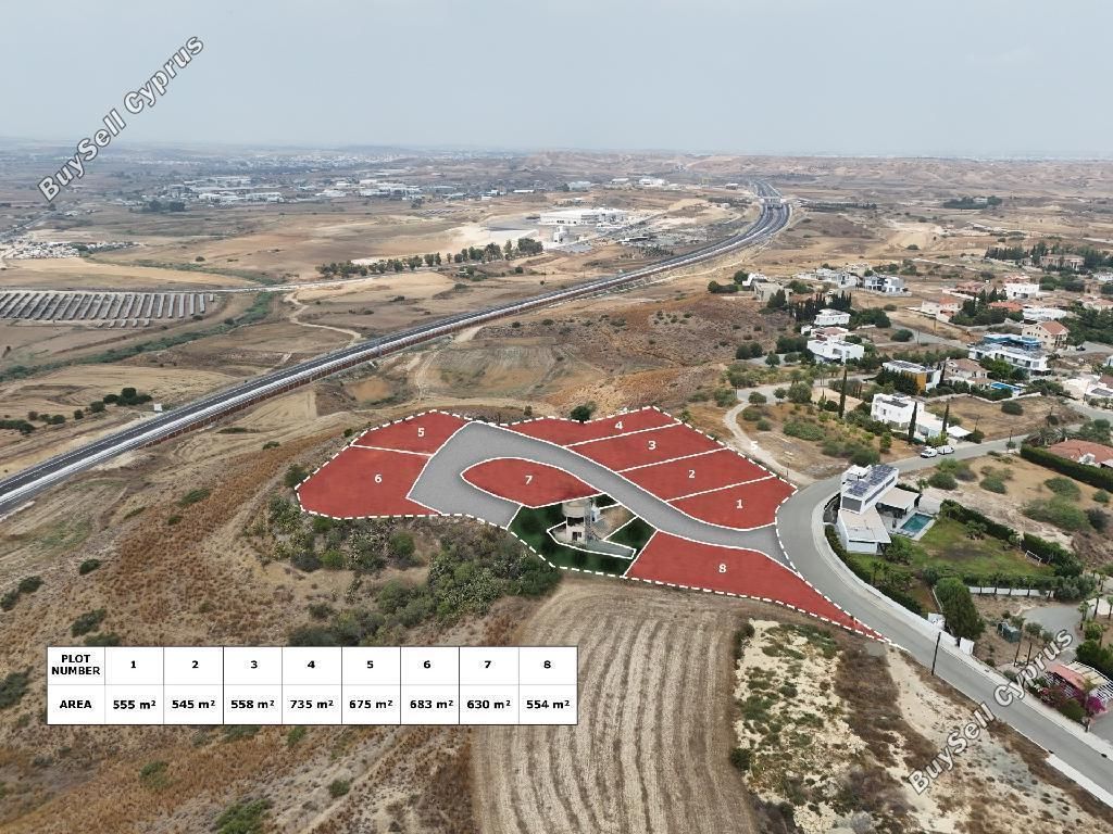 Property photo 3 of 35