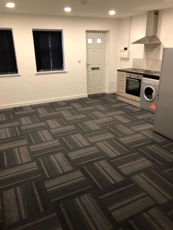 Property photo 1 of 3