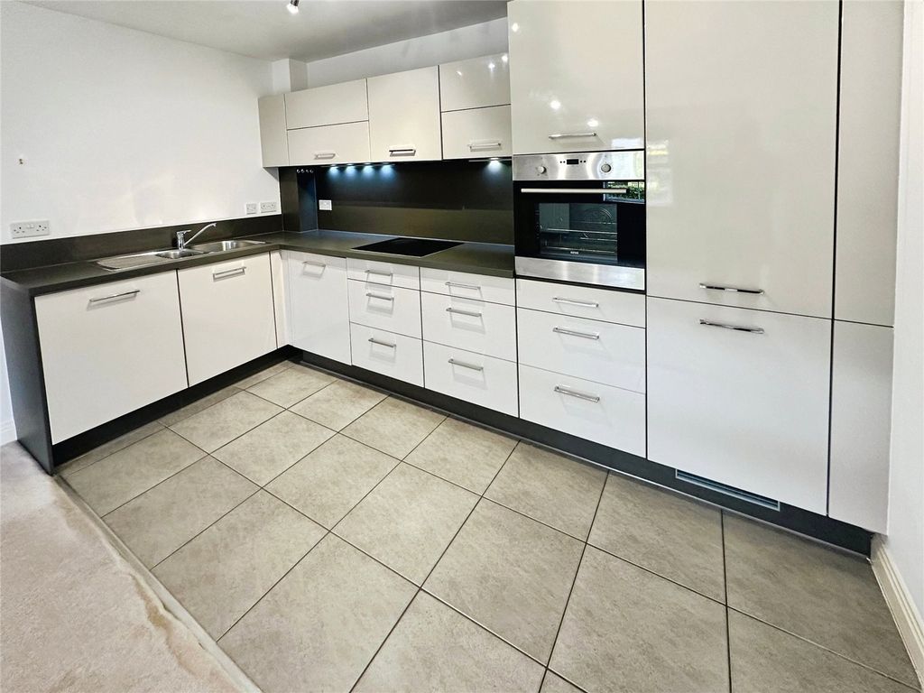 Property photo 2 of 8 Picture No. 07