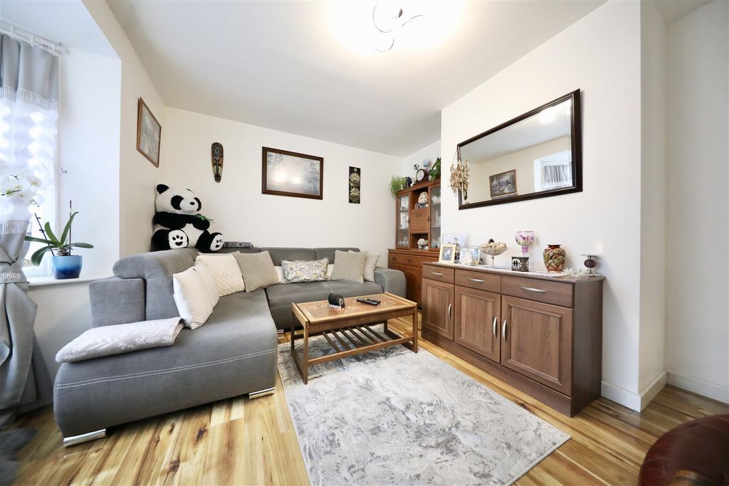 Property photo 2 of 12 0A9A6663.Jpg