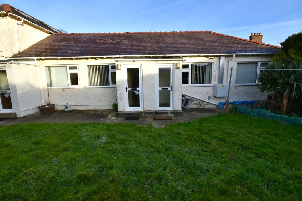 Property photo 1 of 4