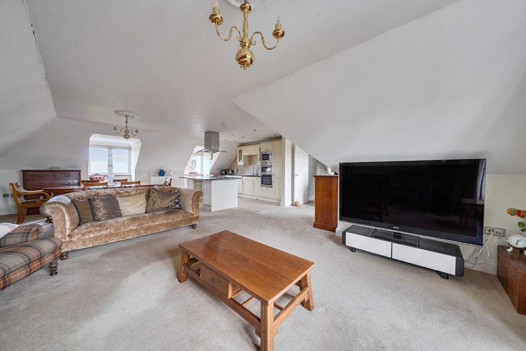 Property photo 3 of 19 1375724-16-69133F9Be89F2.Jpg