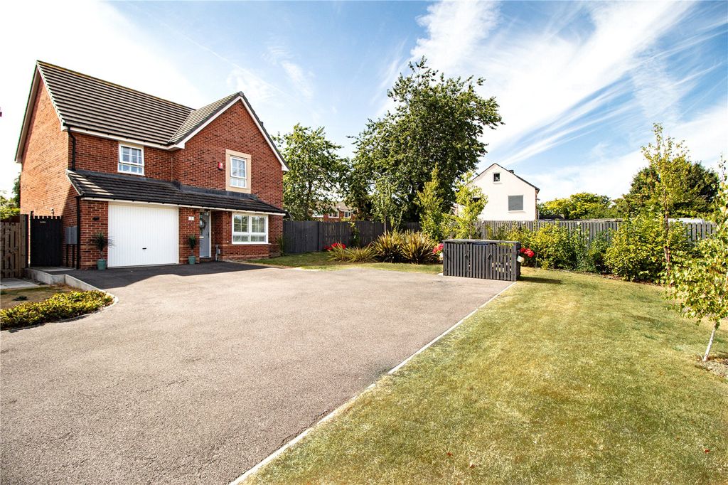 Property photo 1 of 36 Picture No. 18