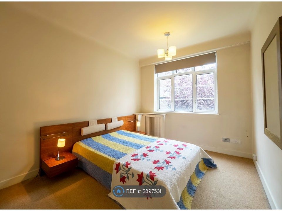 Property photo 2 of 16 Main Bedroom