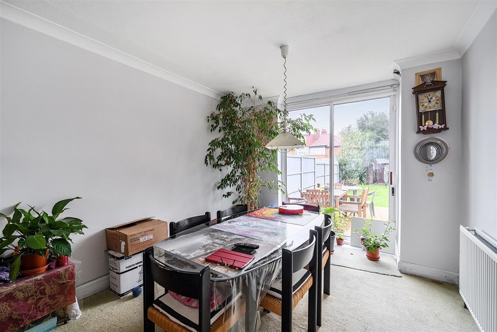 Property photo 3 of 14 1-69292Dcdb488c-1483455-16-69287281d3B16-1.Jpg