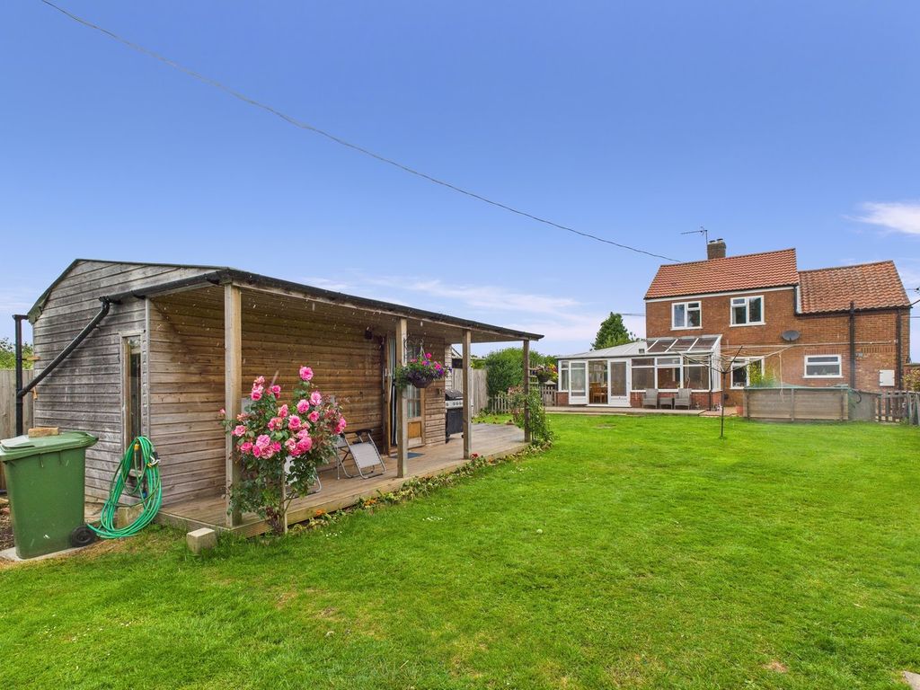 Property photo 2 of 24