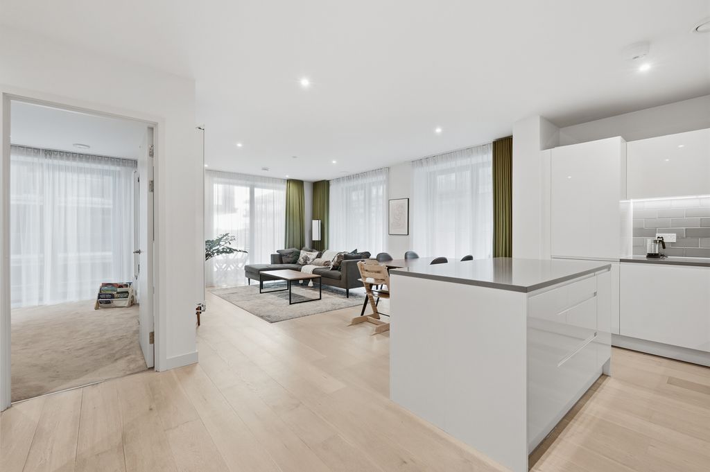 Property photo 1 of 19 Photo 1