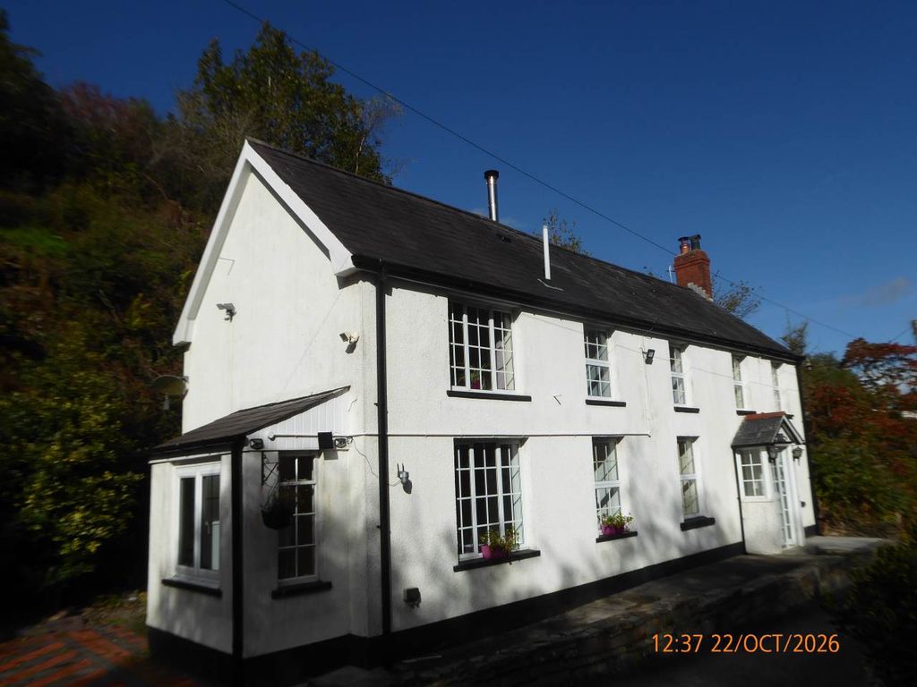 Property photo 1 of 18 P1220187