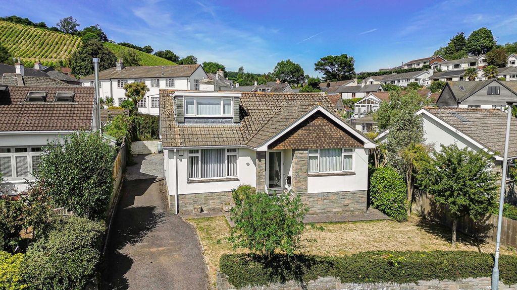 Property photo 1 of 25