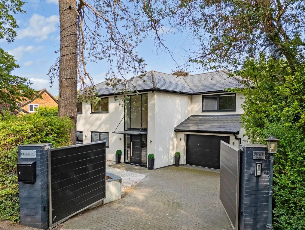 Property photo 1 of 57