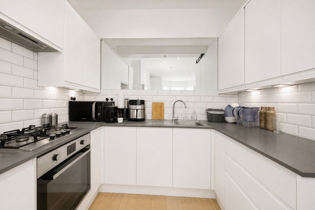 Property photo 2 of 9 5113102