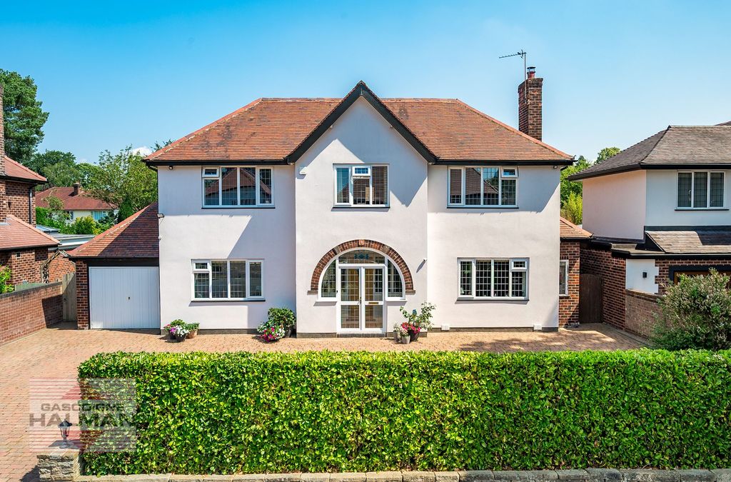 Property photo 1 of 33