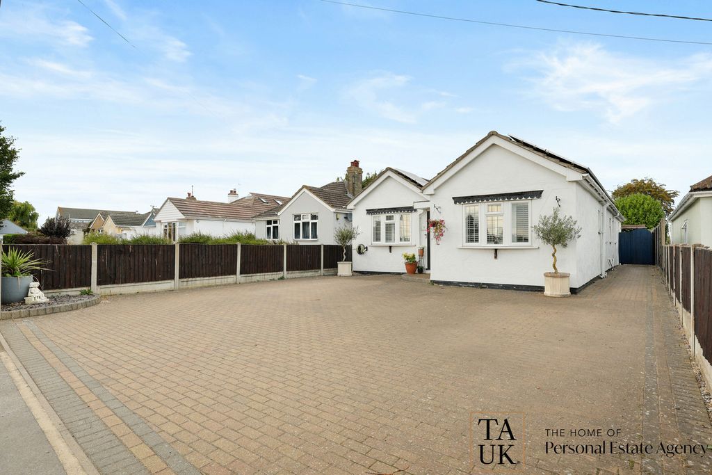 Property photo 1 of 27