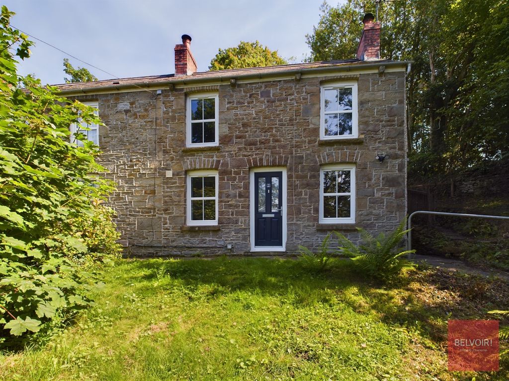 Property photo 1 of 19