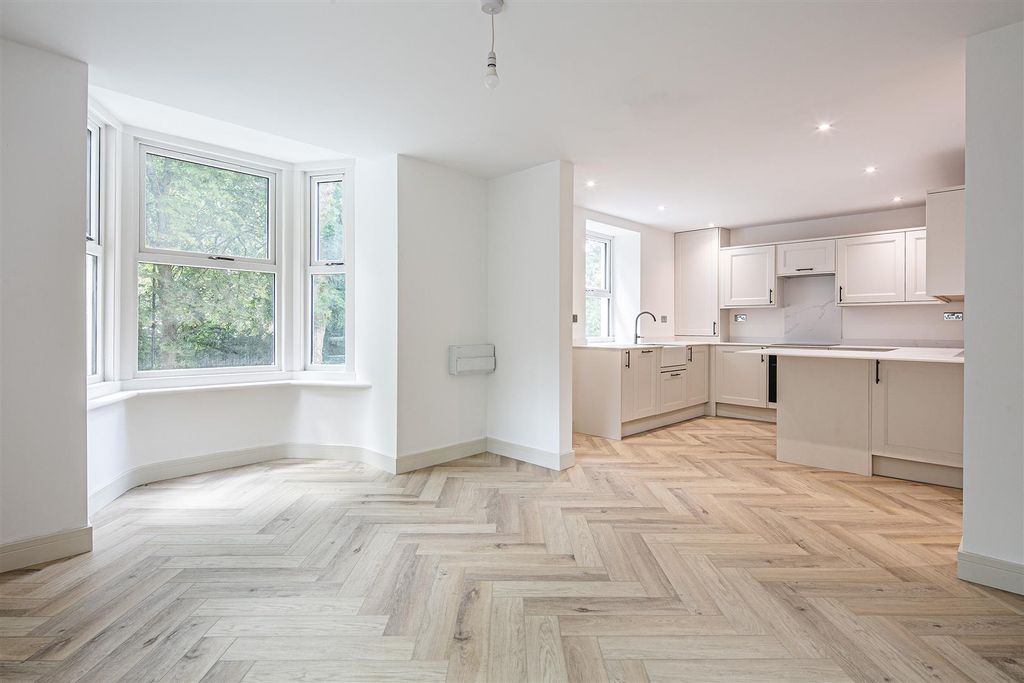 Property photo 2 of 23 Open Plan Living Kitchen