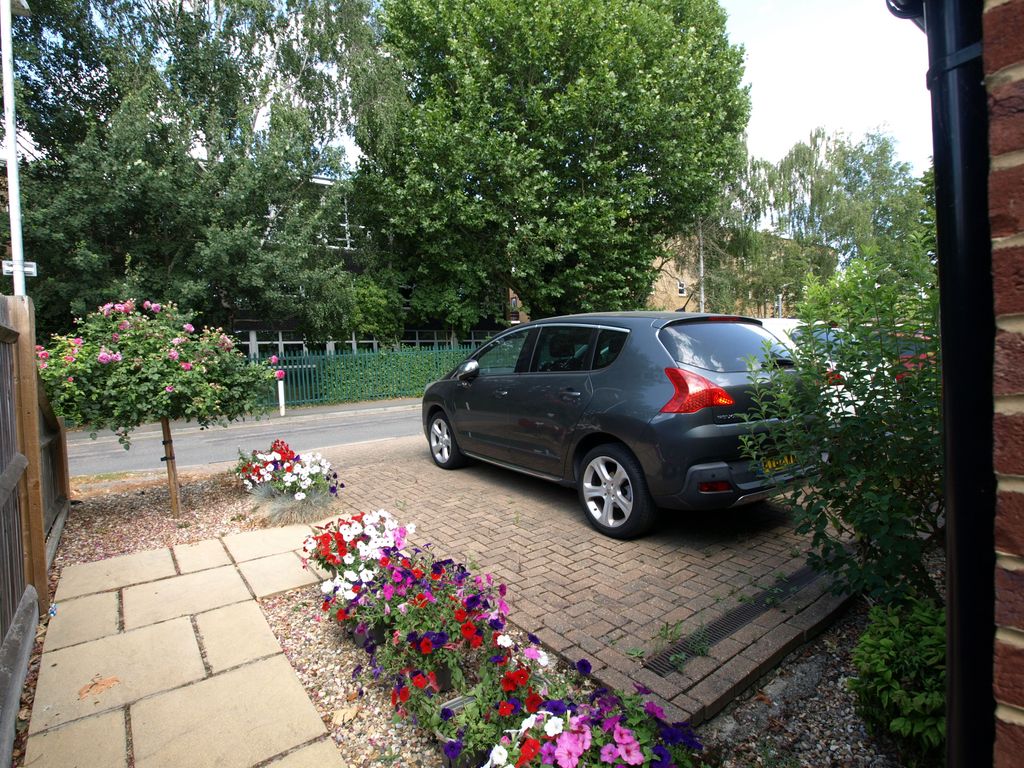 Property photo 2 of 14