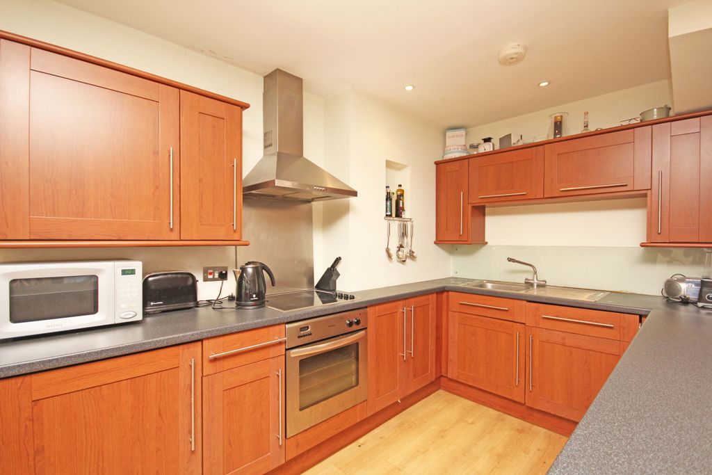 Property photo 2 of 9