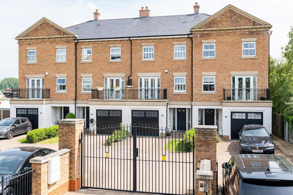 Property photo 1 of 29 External-Small-5.Jpg