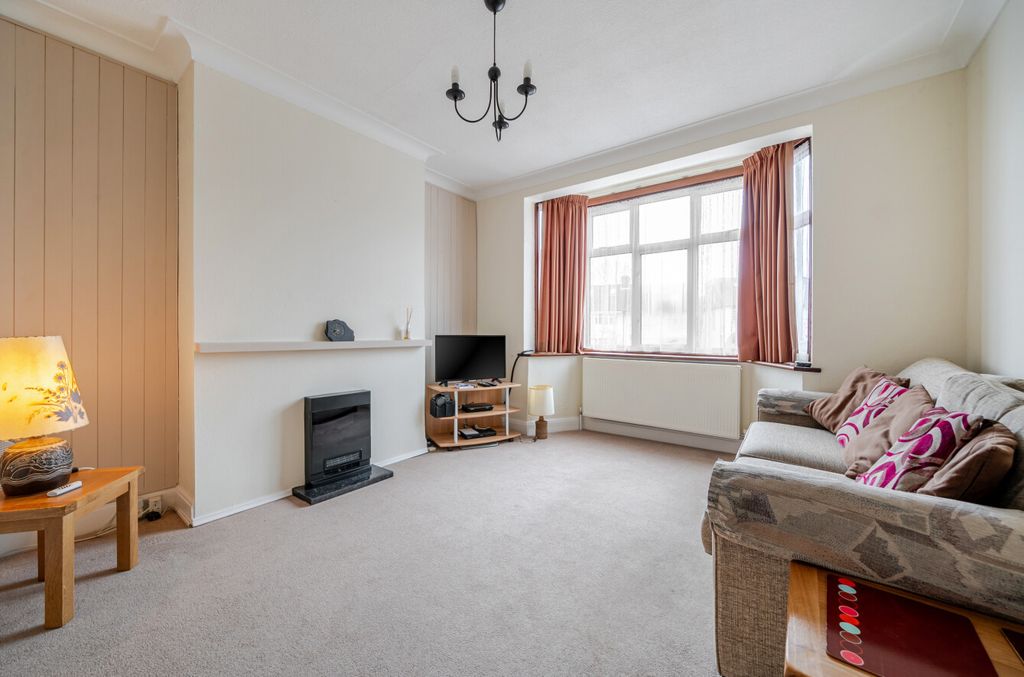 Property photo 3 of 19 1411212-13-69958E...