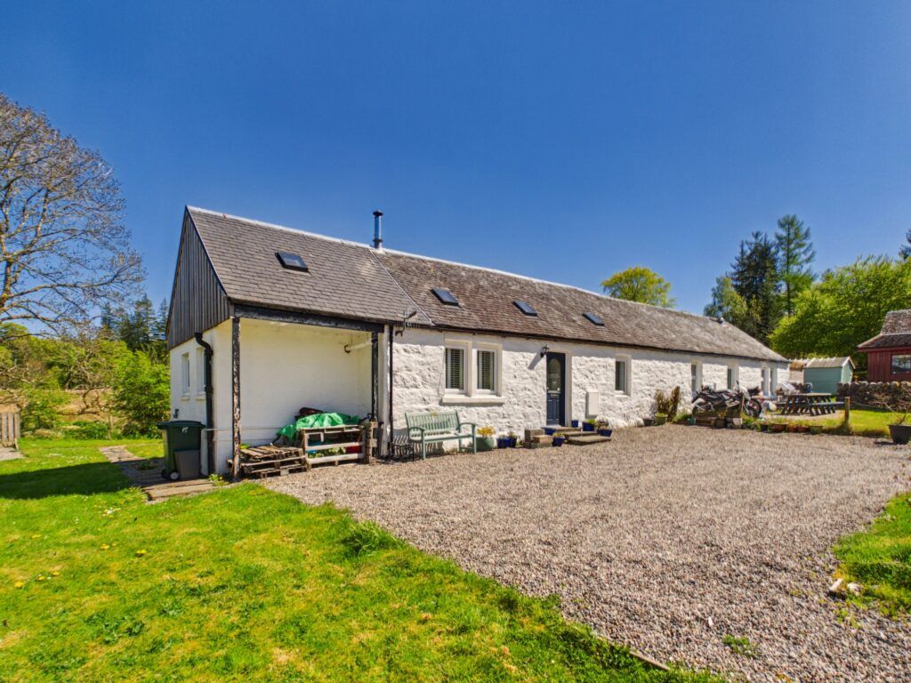 Property photo 1 of 27