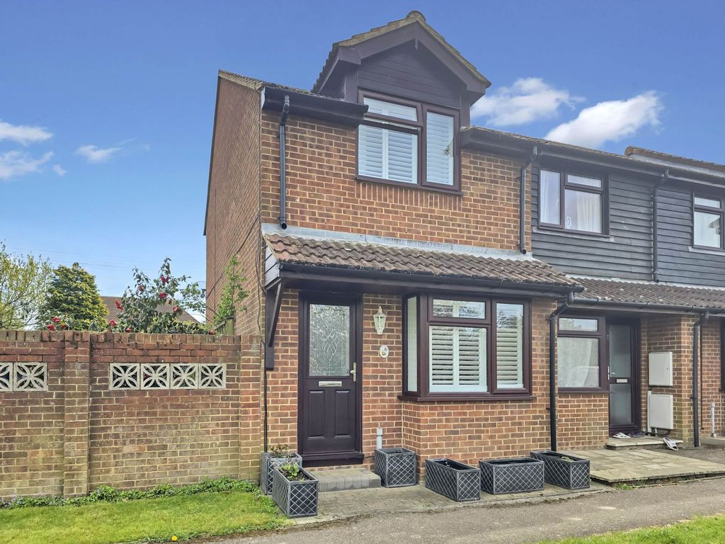Property photo 2 of 11