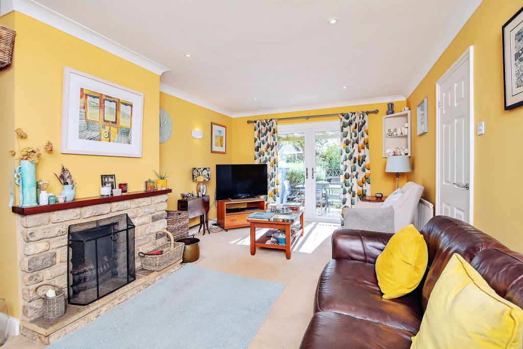 Property photo 2 of 16