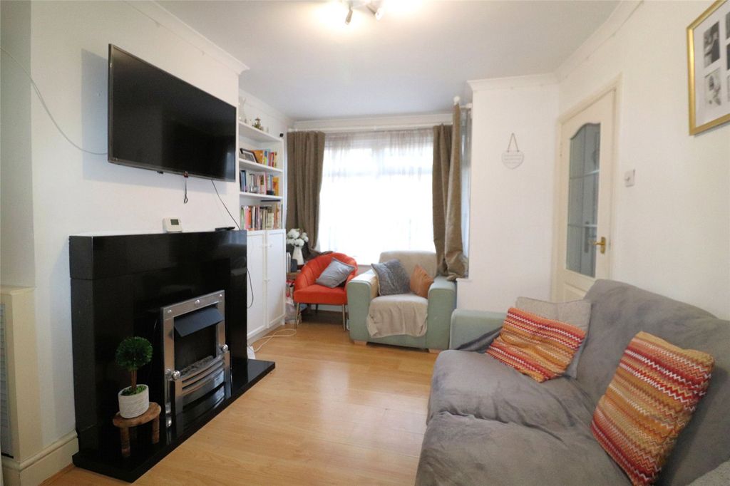 Property photo 2 of 16 Picture No. 21