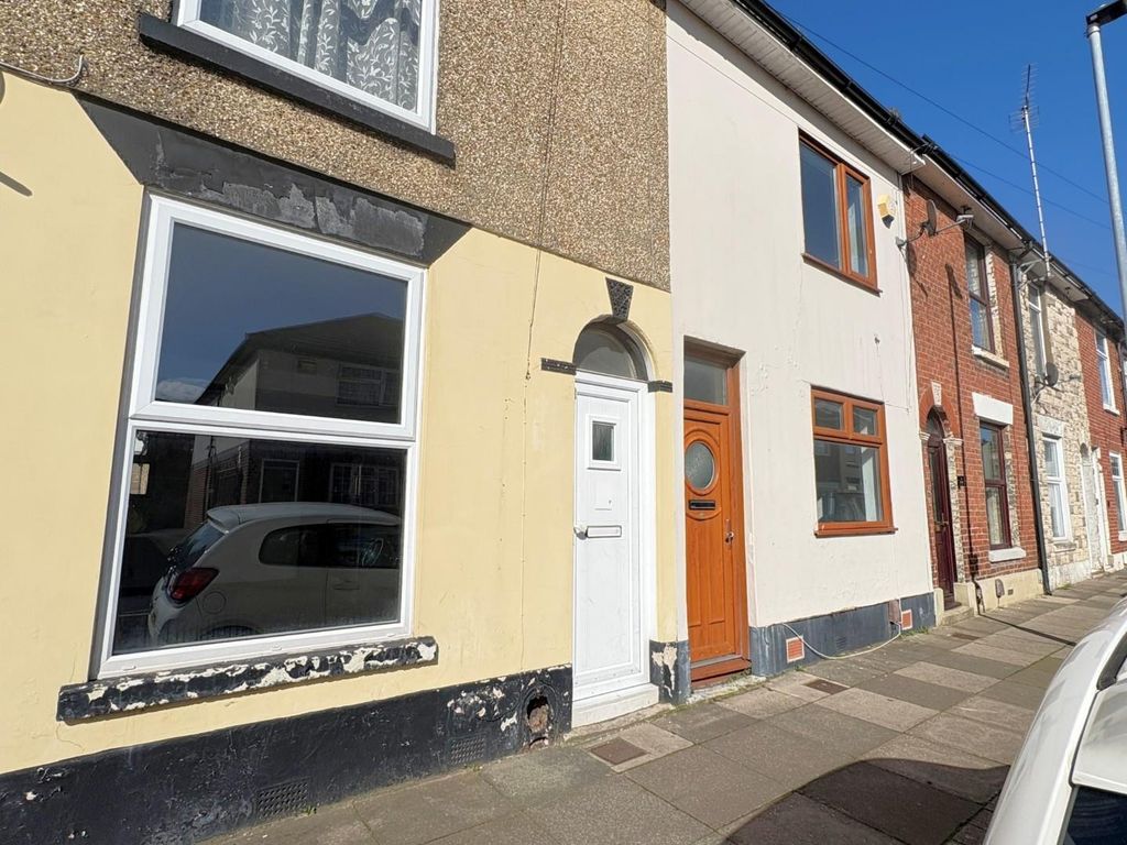 Property photo 3 of 11 12.Jpg