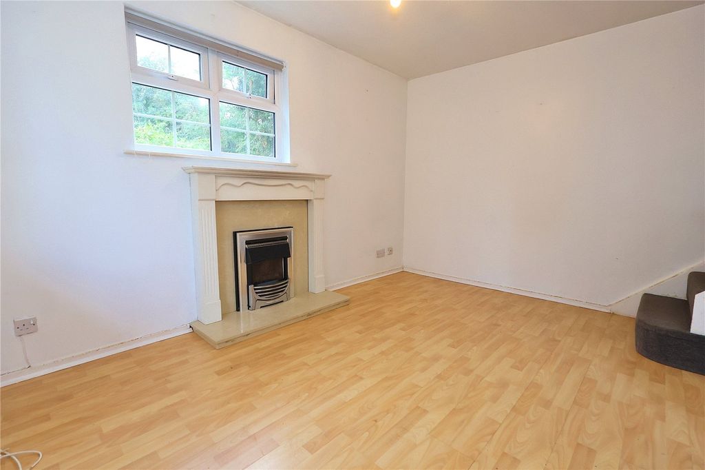 Property photo 3 of 8 Picture No. 07