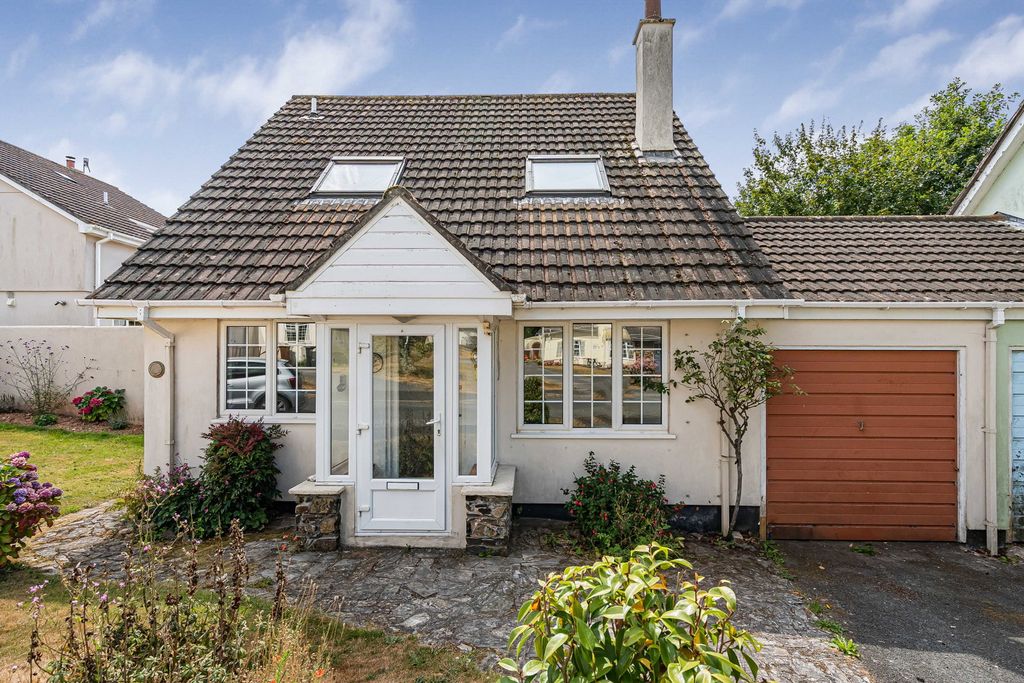 Property photo 1 of 14