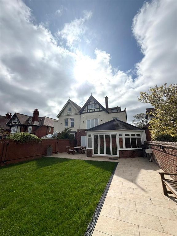 Additional image 6 of 6 bed property for saleMoorside North, Newcastle Upon Tyne NE4