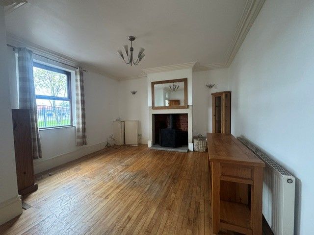 Property photo 2 of 10 Photo