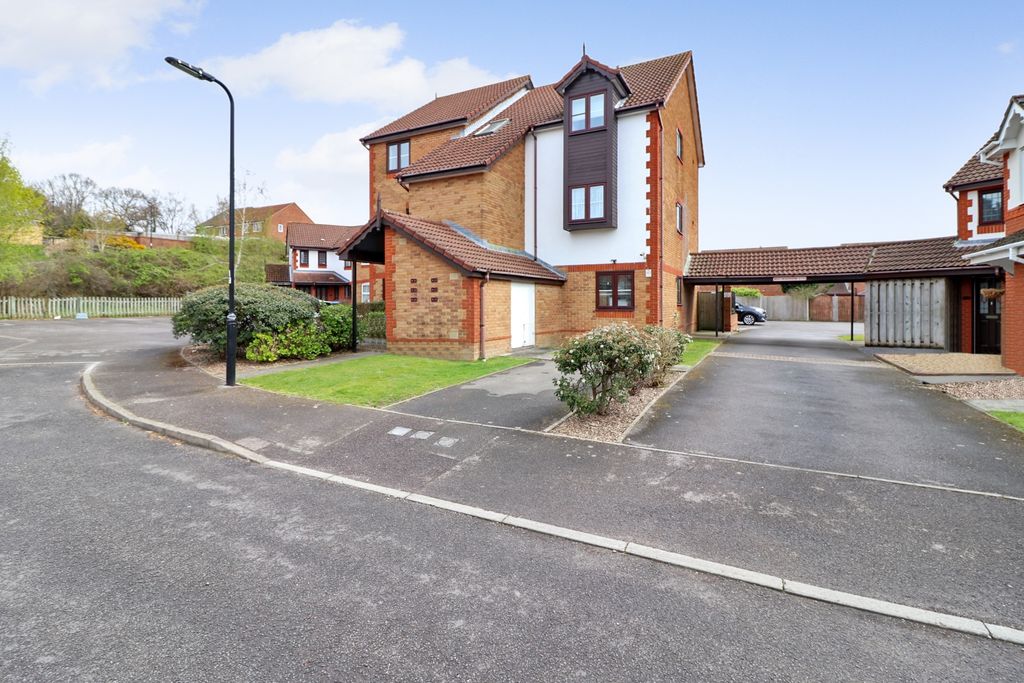 Property photo 1 of 6