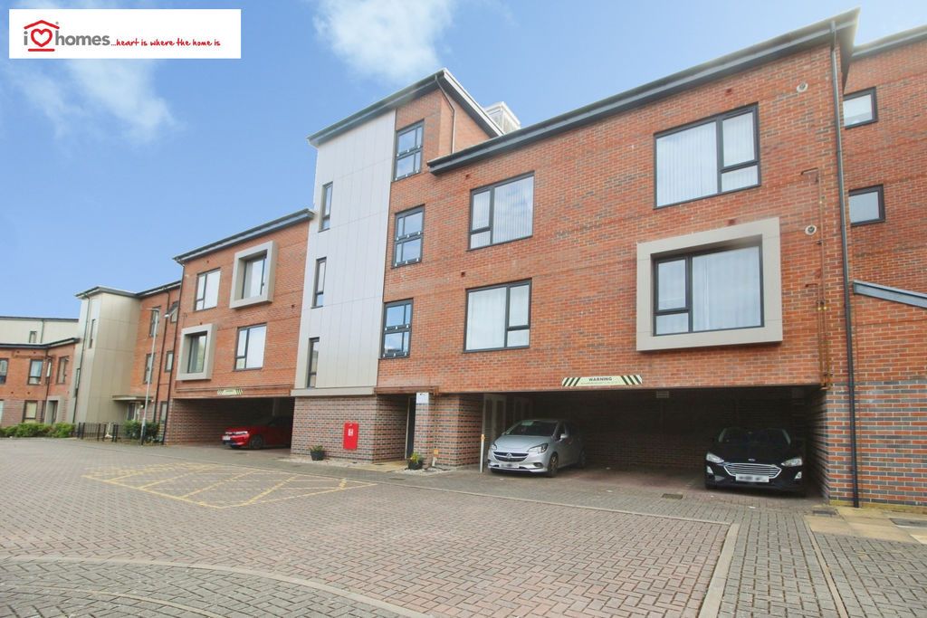 Property photo 2 of 18 Photo 10