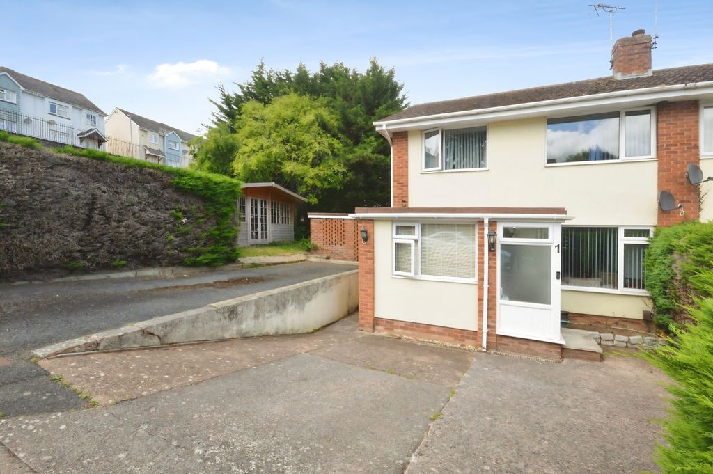 Property photo 1 of 17 Pbox-Img.Jpg