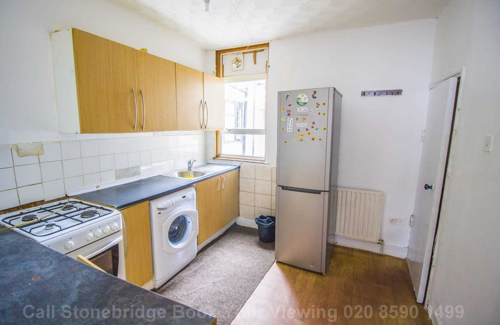 Property photo 2 of 5