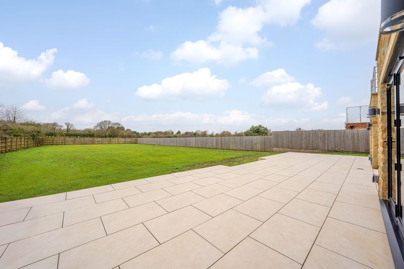 Property photo 2 of 28 Photo 29