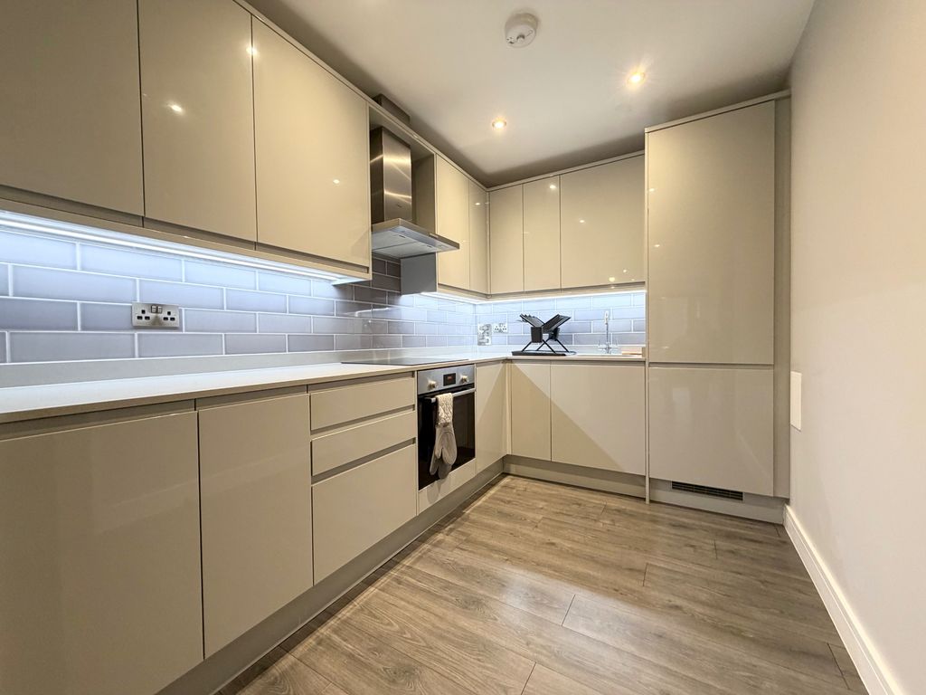 Property photo 2 of 7 Photo 2